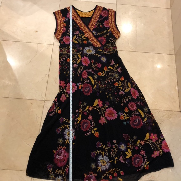 Fuzzi floral print Midi dress - Picture 9 of 10